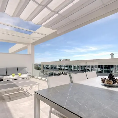 Appartamento New Luxury Vanian Gardens *