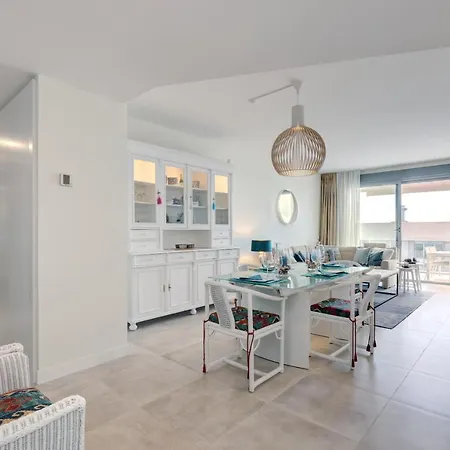 New Luxury Vanian Gardens Estepona