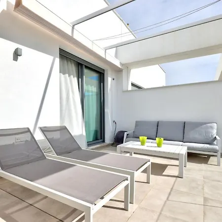 New Luxury Vanian Gardens Appartamento